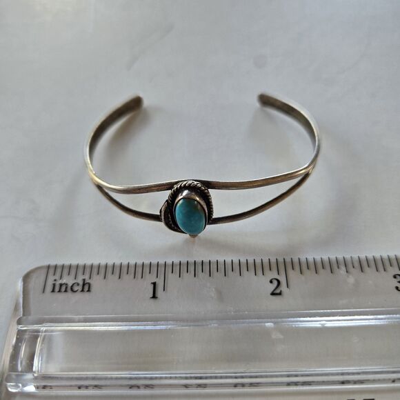 Vtg Natural Turquoise Leaf Old Pawn Cuff Bracelet Sterling Handmade Southwestern - Picture 8 of 11